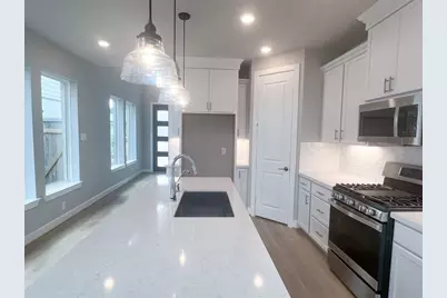 21818 Fitzroy Manor Lane, Cypress, TX 77433 - Photo 6