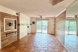 8281 Kingsbrook Rd, Houston, TX 77024 - Photo 4