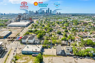 319 Eastwood Street, Houston, TX 77011 - Photo 8