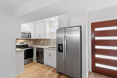 319 Eastwood Street, Houston, TX 77011 - Photo 20