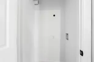 319 Eastwood St, Houston, TX 77011 - Photo 30