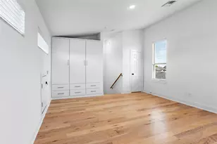 319 Eastwood St, Houston, TX 77011 - Photo 32