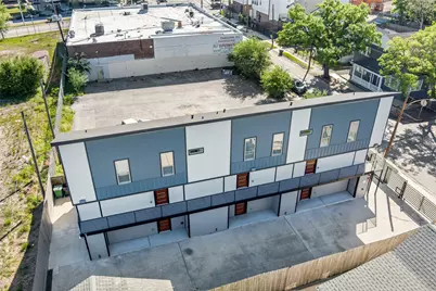 319 Eastwood Street, Houston, TX 77011 - Photo 8