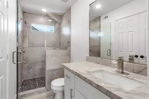 319 Eastwood St, Houston, TX 77011 - Photo 28