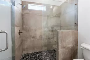 319 Eastwood St, Houston, TX 77011 - Photo 36