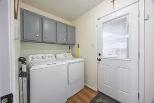 502 Red Bud Ln, Baytown, TX 77520 - Photo 24