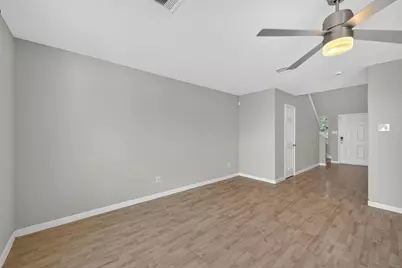 7023 Rosebud Hollow Lane, Richmond, TX 77469 - Photo 10