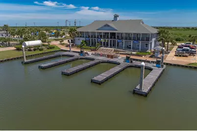 8 Marathon, Hitchcock, TX 77563 - Photo 14