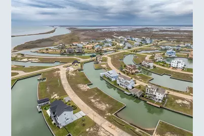 8 Marathon, Hitchcock, TX 77563 - Photo 40