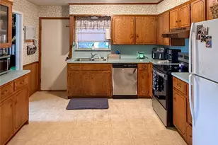 616 Lakeview Dr, Grapeland, TX 75844 - Photo 10