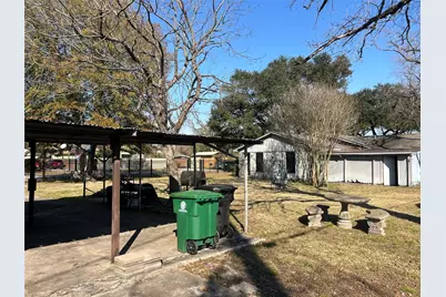 1085 Saint Clair Street, Houston, TX 77088 - Photo 4