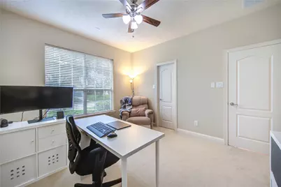 18 Arbor Bend Drive, Houston, TX 77070 - Photo 16