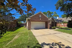 18631 Mosshill Estates Ln, Cypress, TX 77429 - Photo 2