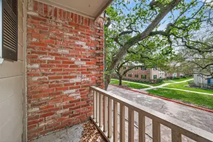 13244 Trail Hollow Dr, Houston, TX 77079 - Photo 38