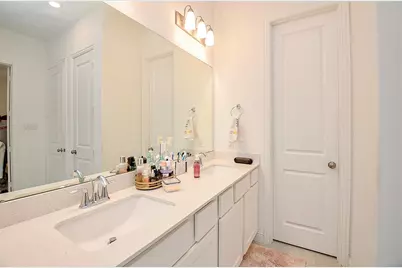 11021 Mikula Drive, Houston, TX 77043 - Photo 26