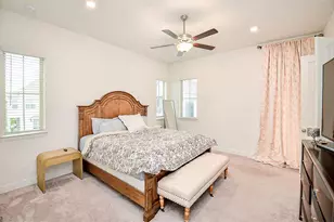 11021 Mikula Dr, Houston, TX 77043 - Photo 24