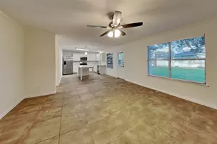 32334 Summer Park Ln, Conroe, TX 77385 - Photo 2