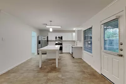 32334 Summer Park Lane, Conroe, TX 77385 - Photo 4