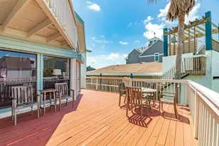 4231 Pelican Ln, Galveston, TX 77554 - Photo 10