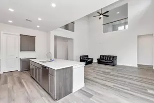 21118 Chelton Bch Dr, Cypress, TX 77433 - Photo 32