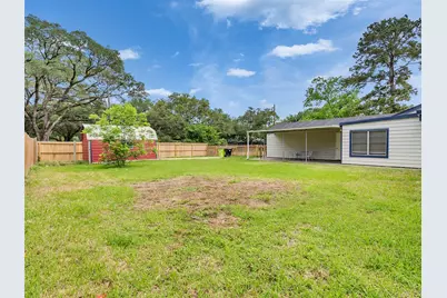 1300 Brazos Street, Rosenberg, TX 77471 - Photo 28