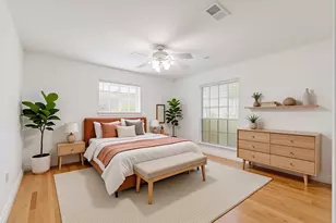 9208 Carousel Ln, Houston, TX 77080 - Photo 14