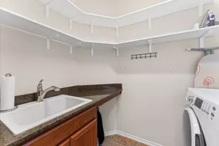 13423 Hartland Lake Ln, Houston, TX 77044 - Photo 14