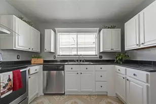 10431 Odessa Dr, Sugar Land, TX 77498 - Photo 16