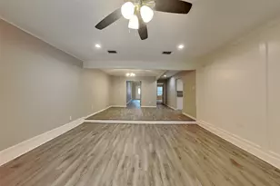 2318 Turtle Creek Dr, Missouri City, TX 77459 - Photo 2