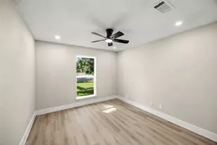 10814 Village Trail Dr, Houston, TX 77065 - Photo 4