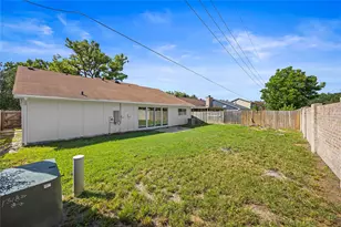 10814 Village Trail Dr, Houston, TX 77065 - Photo 10