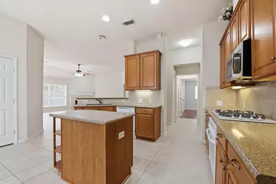 1318 Diamante Drive, Pasadena, TX 77504 - Photo 12