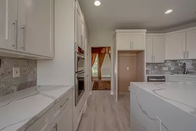 14026 Shamrock Park Lane, Sugar Land, TX 77498 - Photo 22