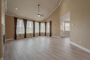 14026 Shamrock Park Ln, Sugar Land, TX 77498 - Photo 14