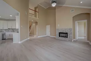 14026 Shamrock Park Ln, Sugar Land, TX 77498 - Photo 16