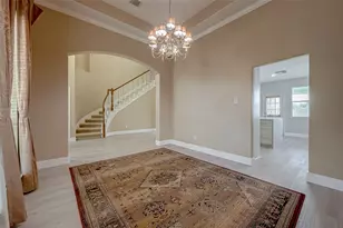 14026 Shamrock Park Ln, Sugar Land, TX 77498 - Photo 8