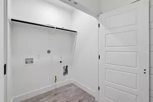 5515 Elm Springs Dr, Houston, TX 77048 - Photo 26