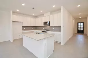 7930 Royal Palm Dr, Fulshear, TX 77441 - Photo 6