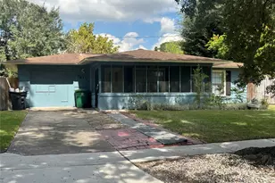 7611 Hereford St, Houston, TX 77087 - Photo 1