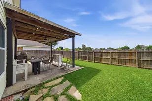 5722 Tiger Lilly Way, Houston, TX 77085 - Photo 32