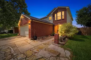 5722 Tiger Lilly Way, Houston, TX 77085 - Photo 2