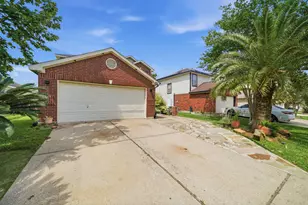 5722 Tiger Lilly Way, Houston, TX 77085 - Photo 2