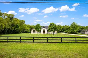 243 County Rd 487, Dayton, TX 77535 - Photo 2
