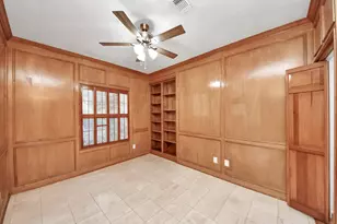 15919 Lake Lodge Dr, Houston, TX 77062 - Photo 8