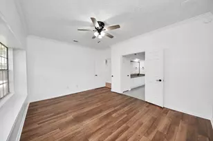 15919 Lake Lodge Dr, Houston, TX 77062 - Photo 24