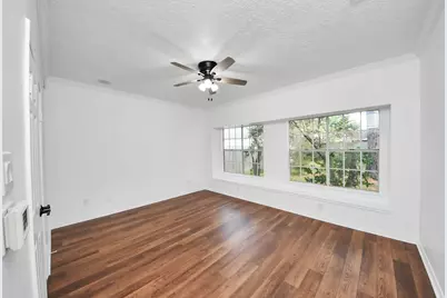 15919 Lake Lodge Drive, Houston, TX 77062 - Photo 22