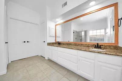 15919 Lake Lodge Drive, Houston, TX 77062 - Photo 26