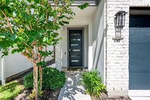 1747 Ojeman Spring Ln, Houston, TX 77055 - Photo 2