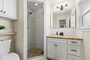 6031 McKnight St, Houston, TX 77035 - Photo 22
