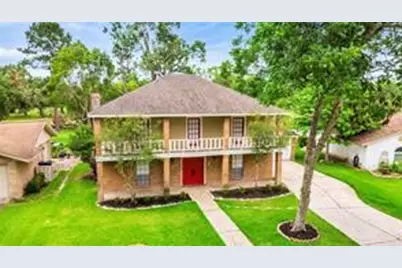 241 Saint Cloud Drive, Friendswood, TX 77546 - Photo 4